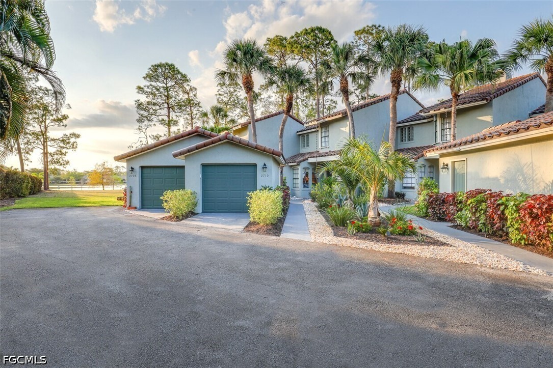 8 Bed Pool Home for Sale in Kings Lake, photo 24