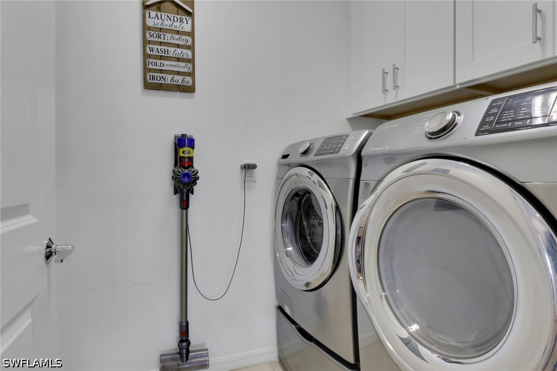 3 Bed Condominium for Sale in Naples, photo 24
