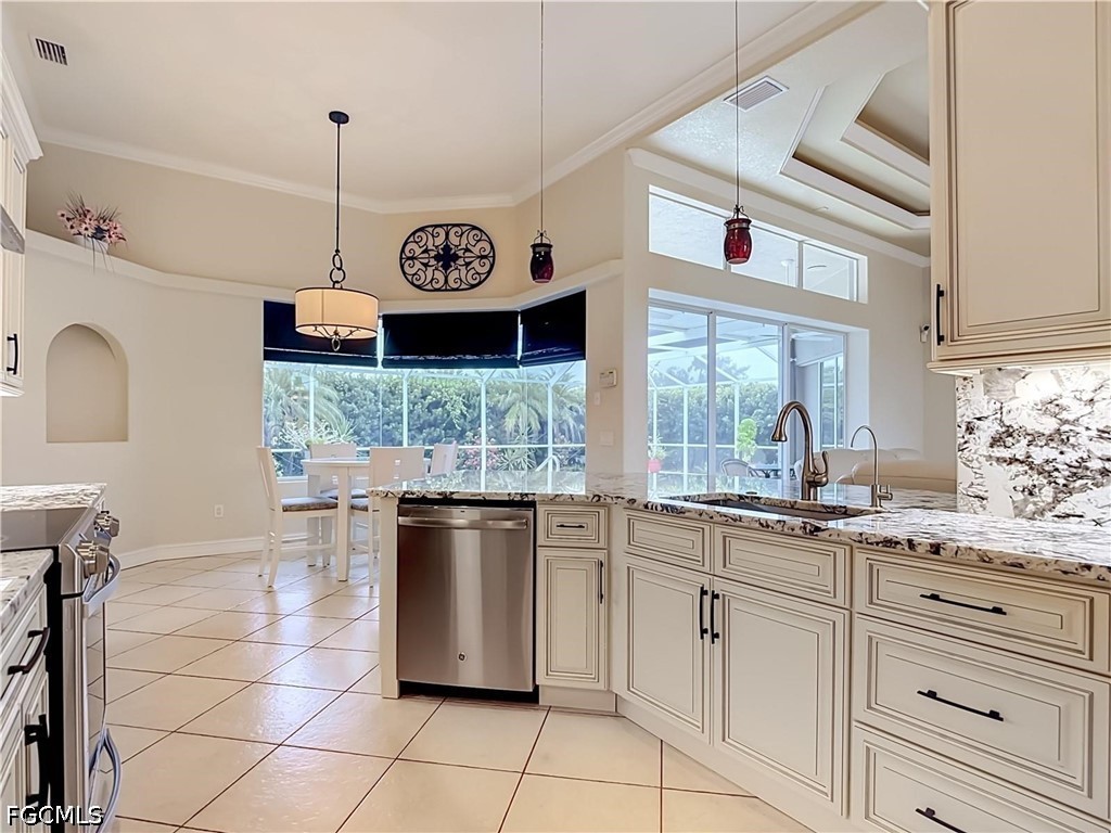 3 Bed Pool Home for Sale in Punta Gorda Isles, photo 24
