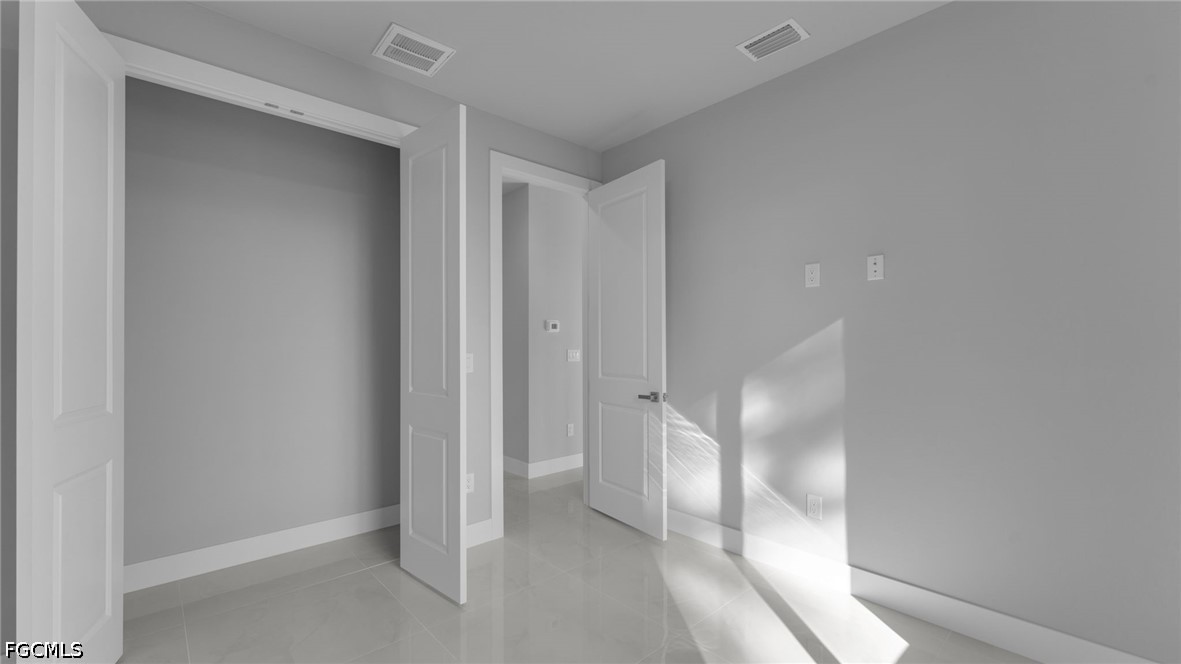 3 Bed SingleFamilyResidence for Sale in Lehigh Acres, photo 24