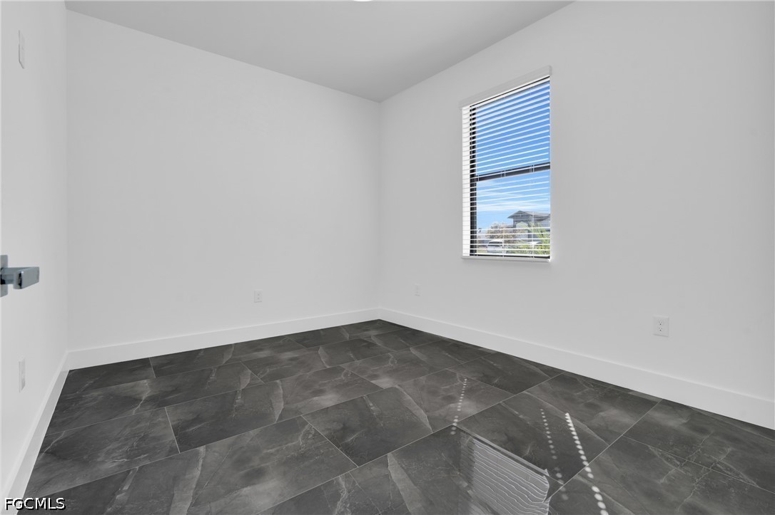 2 Bed Duplex for Sale in Lehigh Acres, photo 24