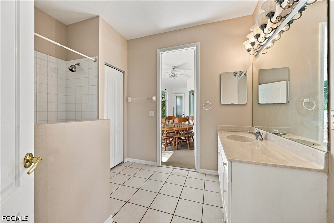 4 Bed SingleFamilyResidence for Sale in Cape Coral, photo 24