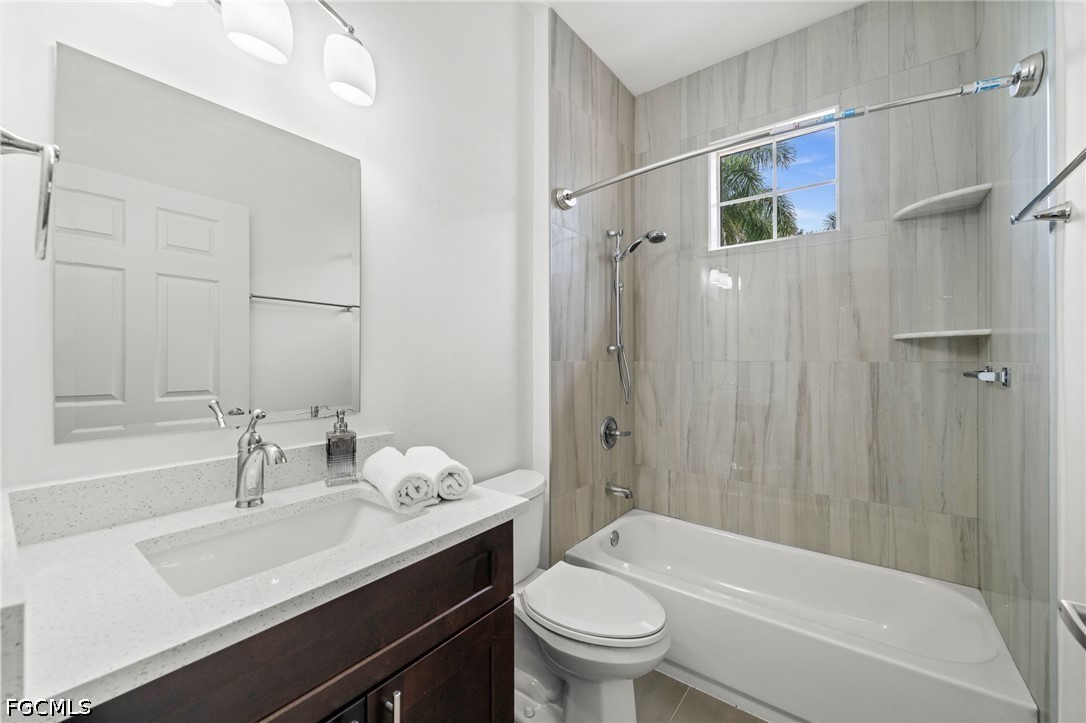3 Bed Waterfront Home for Sale in Naples, photo 24