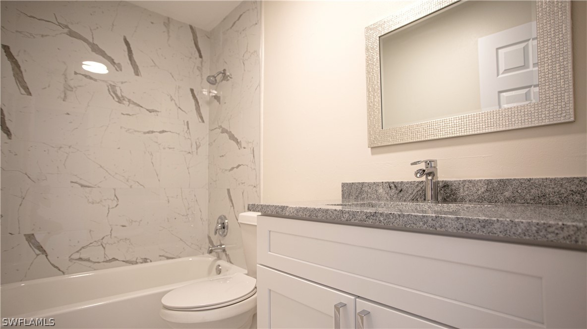 2 Bed Condominium for Sale in Solana Oaks, FL, $299,900 — photo 25