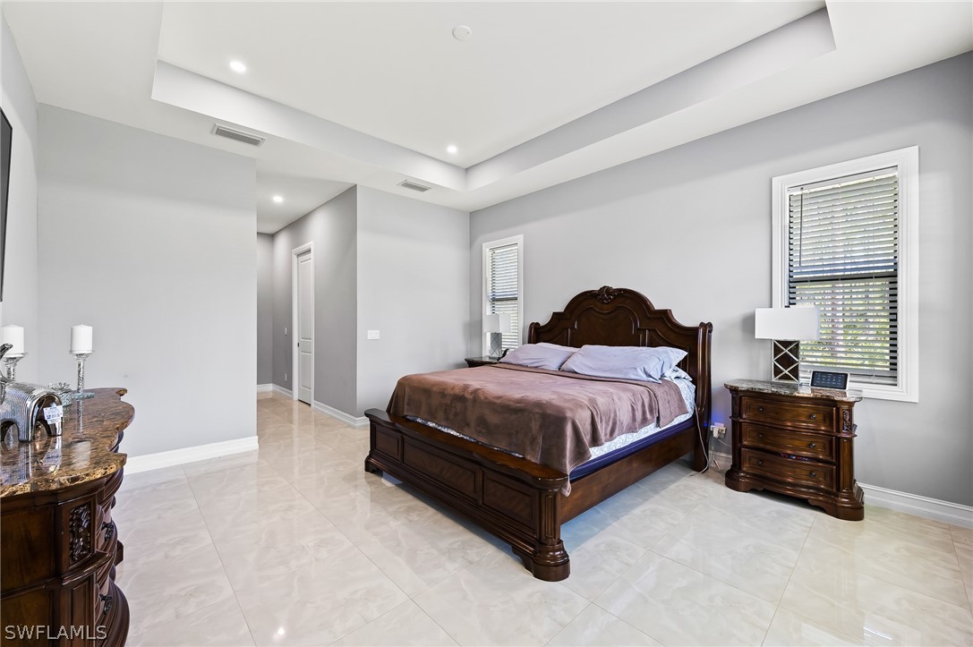 4 Bed SingleFamilyResidence for Sale in Naples, photo 25