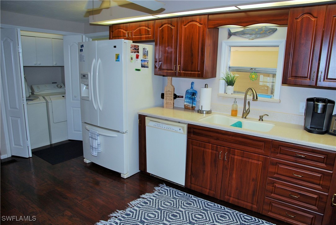 2 Bed ManufacturedHome for Sale in North Fort Myers, photo 25