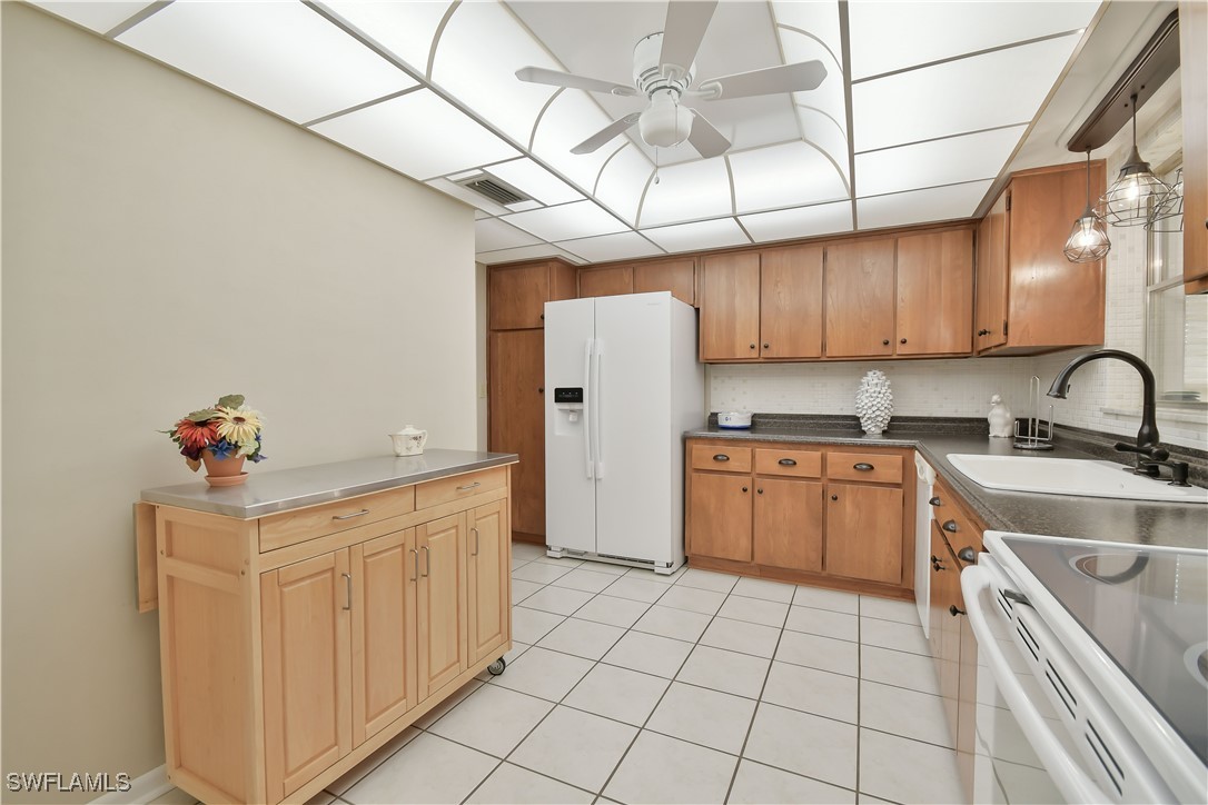 2 Bed Pool Home for Sale in Cape Coral, FL, $469,900 — photo 25