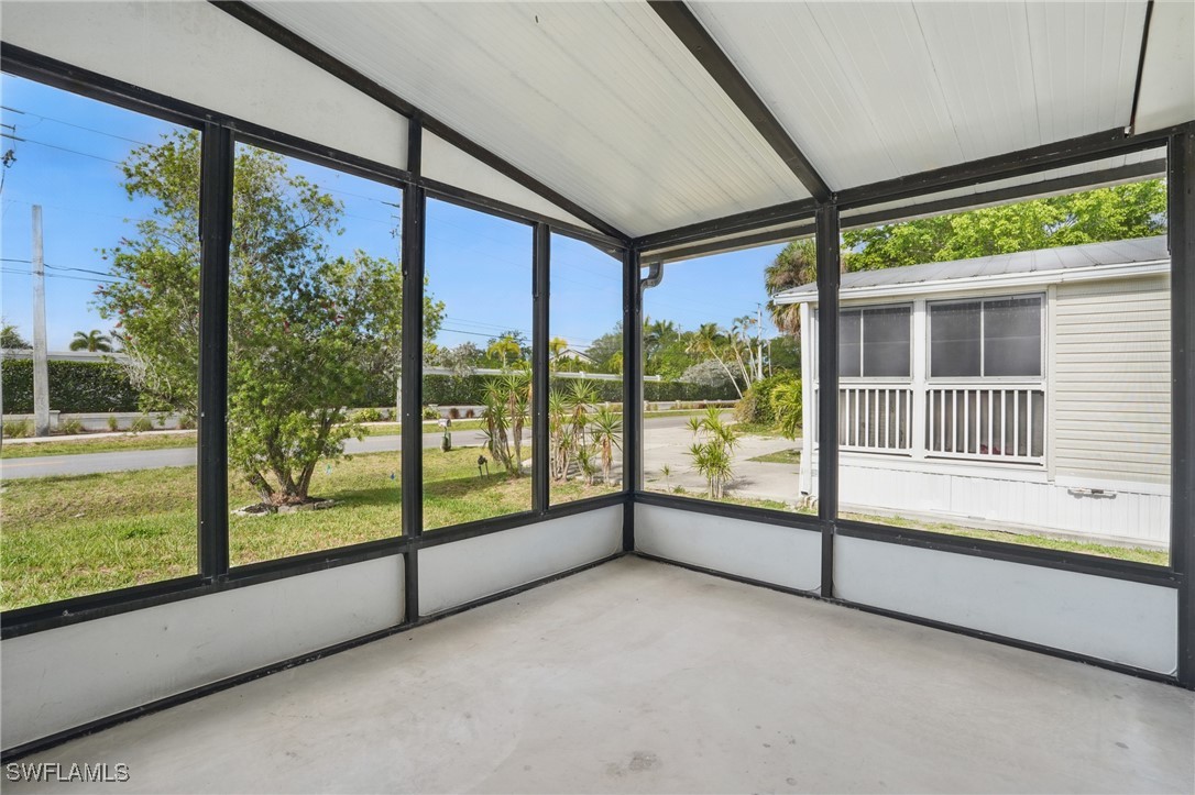 2 Bed ManufacturedHome for Sale in Naples, FL, $199,000 — photo 25