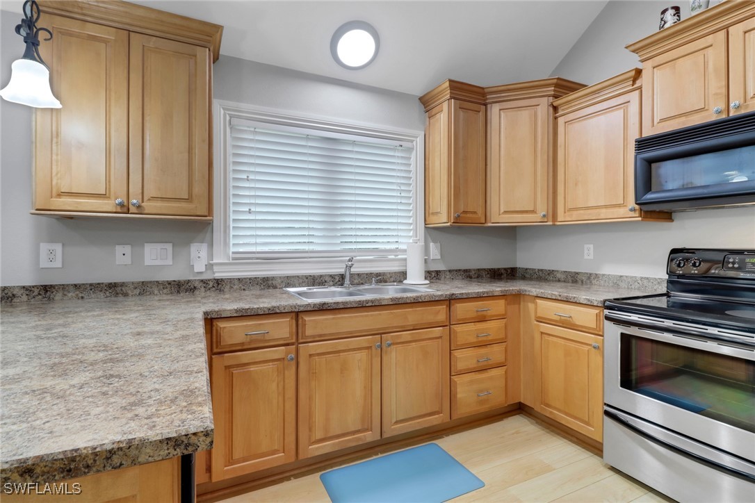 5 Bed Pool Home for Sale in Quail Creek, FL, $2,998,800 — photo 25