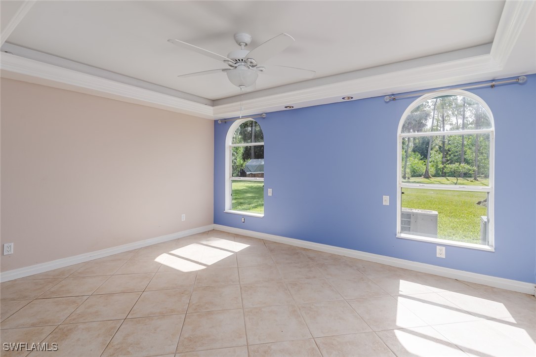 4 Bed SingleFamilyResidence for Sale in Naples, photo 25