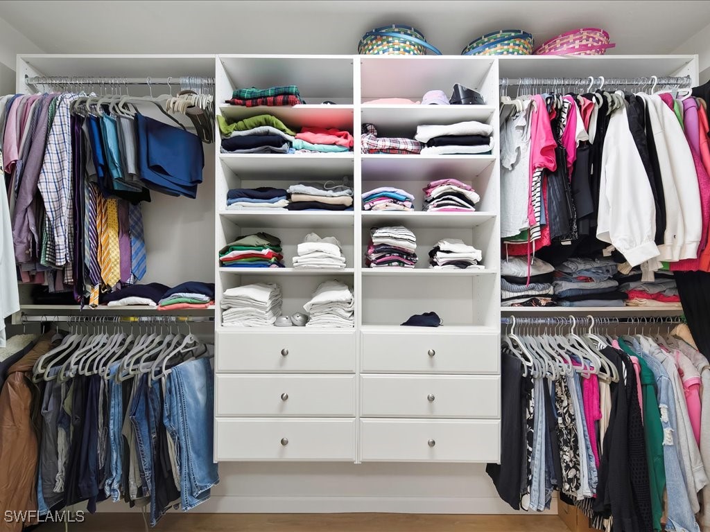 3 Bed SingleFamilyResidence for Sale in Naples, FL — photo 25