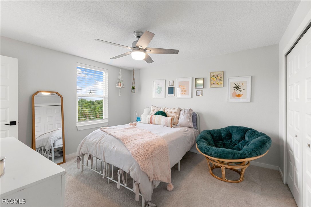 4 Bed SingleFamilyResidence for Sale in Los Colony, FL — photo 25