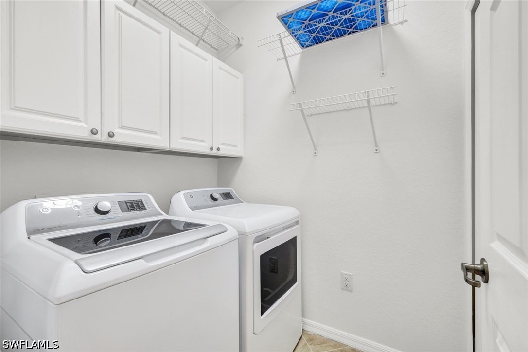 3 Bed Condominium for Sale in Hideaway Cove, photo 25