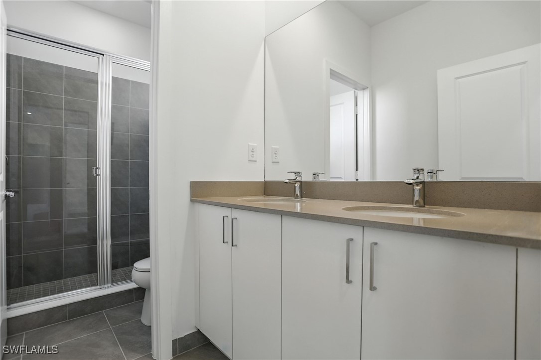 3 Bed SingleFamilyResidence for Sale in Silverwood, FL — photo 25