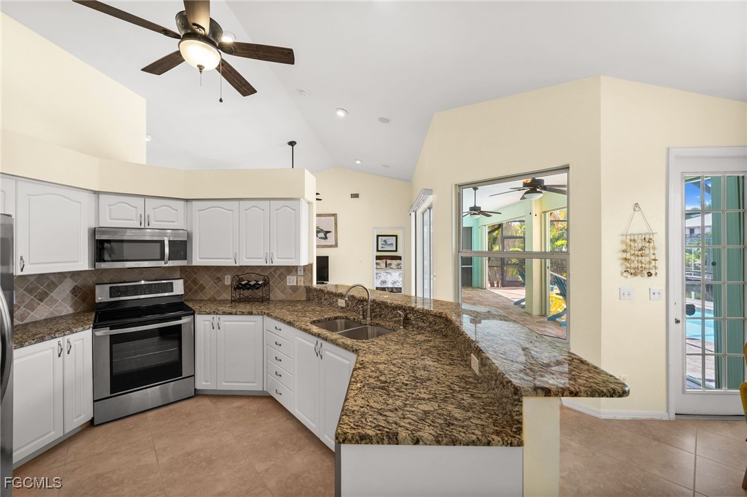3 Bed Pool Home for Sale in St James City, photo 25