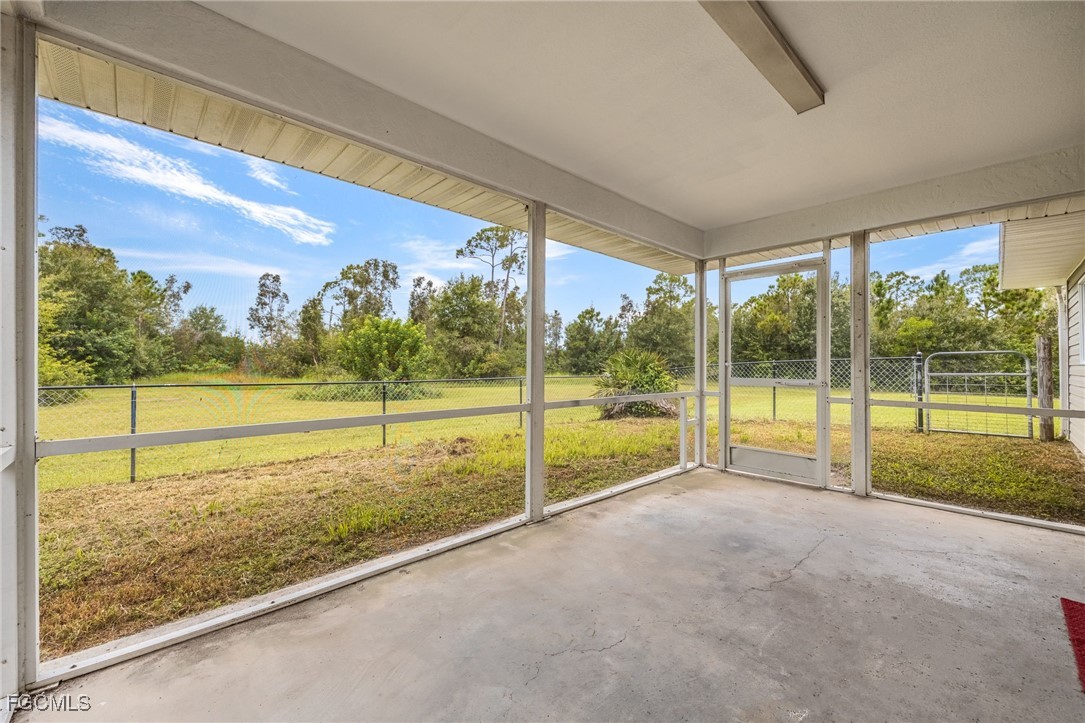 3 Bed SingleFamilyResidence for Sale in Horseshoe Acres, photo 25