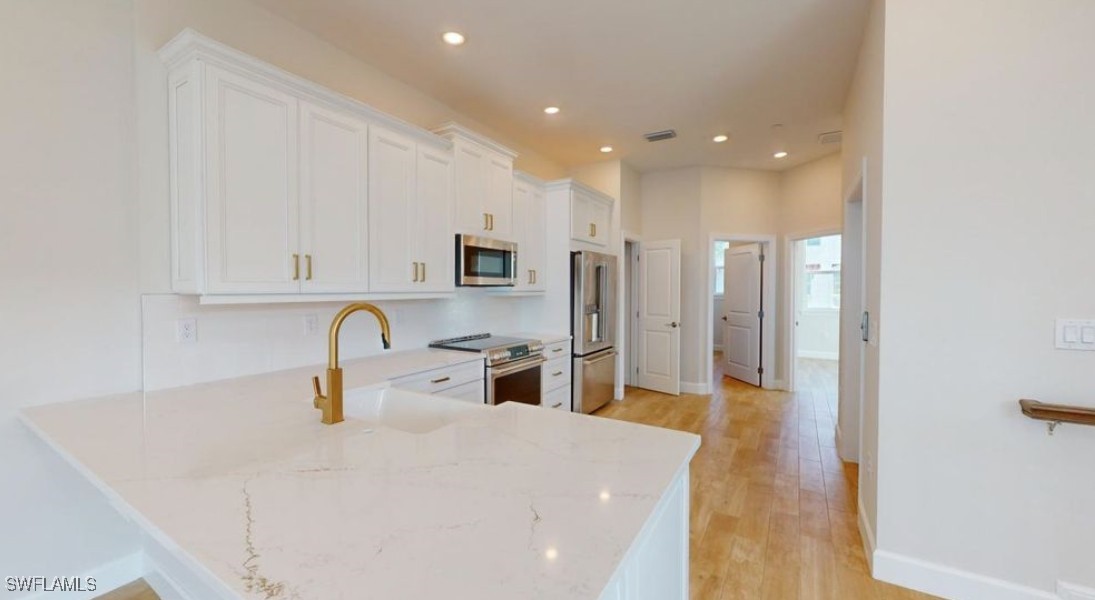 4 Bed Condominium for Sale in Seahaven, photo 25