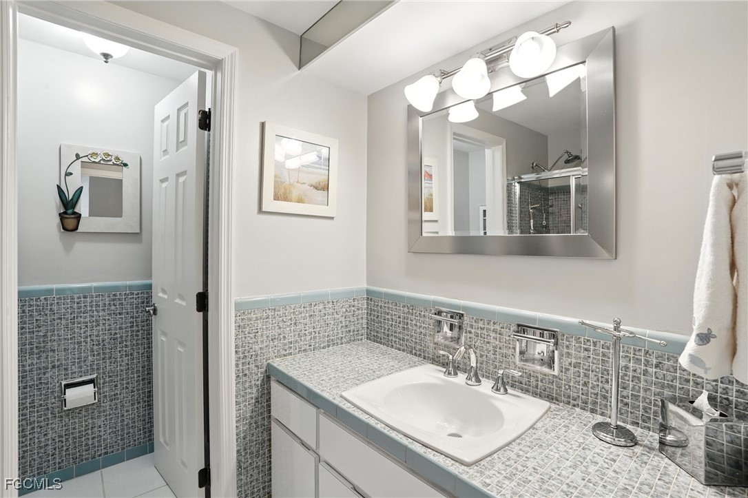 3 Bed Pool Home for Sale in Cape Coral, photo 25