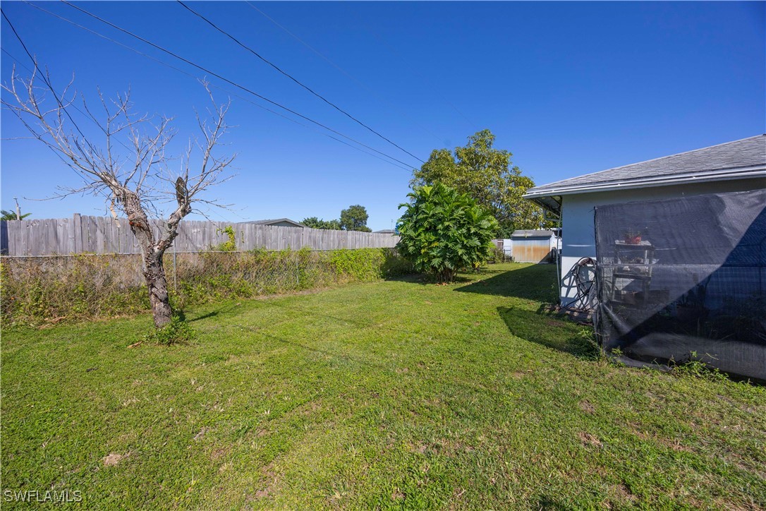 5 Bed SingleFamilyResidence for Sale in Wedgewood, photo 25