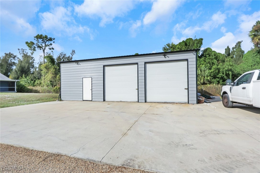 3 Bed SingleFamilyResidence for Sale in Not Applicable, FL — photo 25