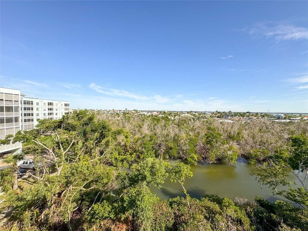 2 Bed Waterfront Home for Sale in Captains Bay South, FL — photo 25