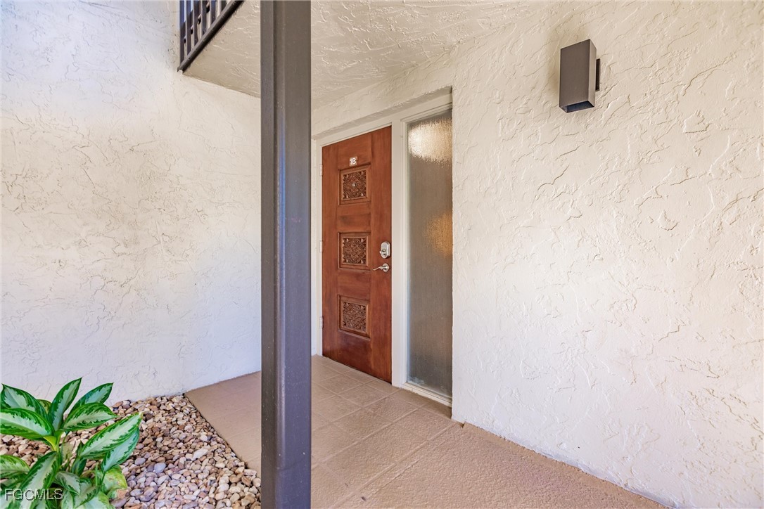 2 Bed Waterfront Home for Sale in Fort Myers, photo 25