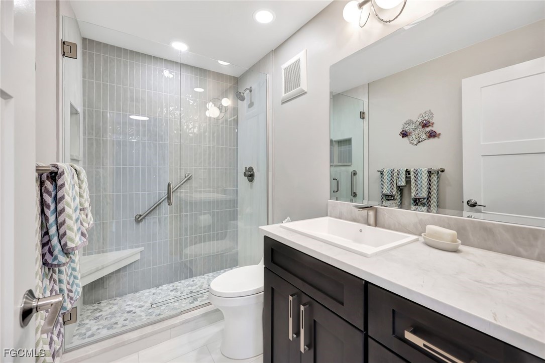 2 Bed Waterfront Home for Sale in The Palms Of Bay Beach, FL — photo 25
