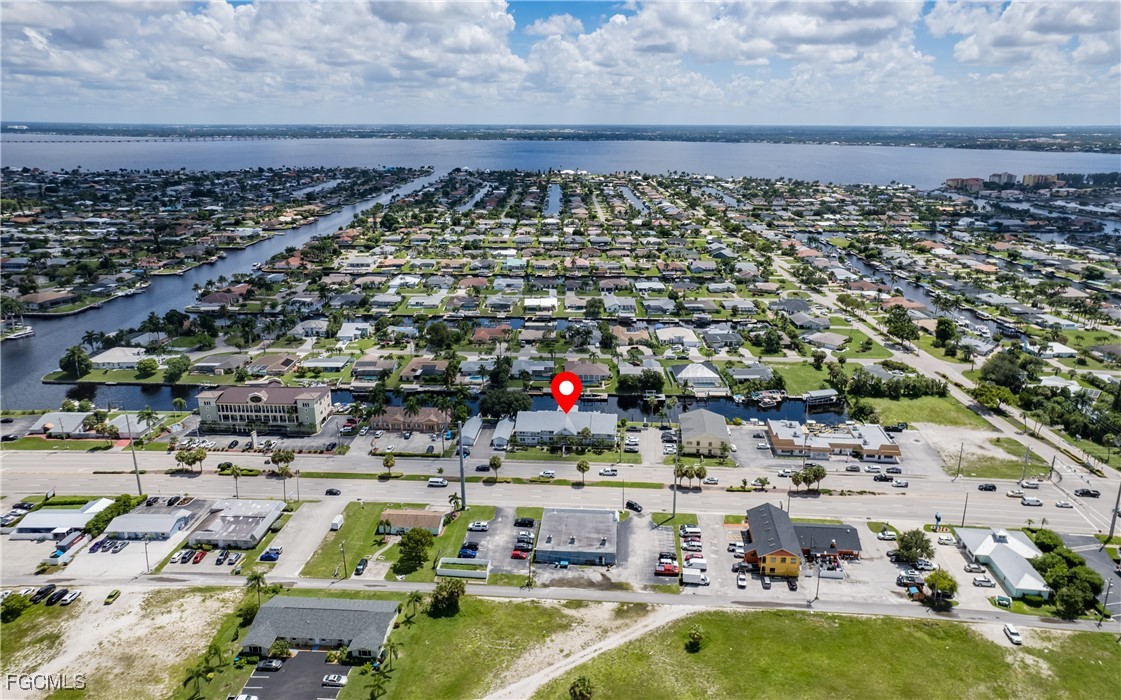 2 Bed Waterfront Home for Sale in Cape Coral, photo 25