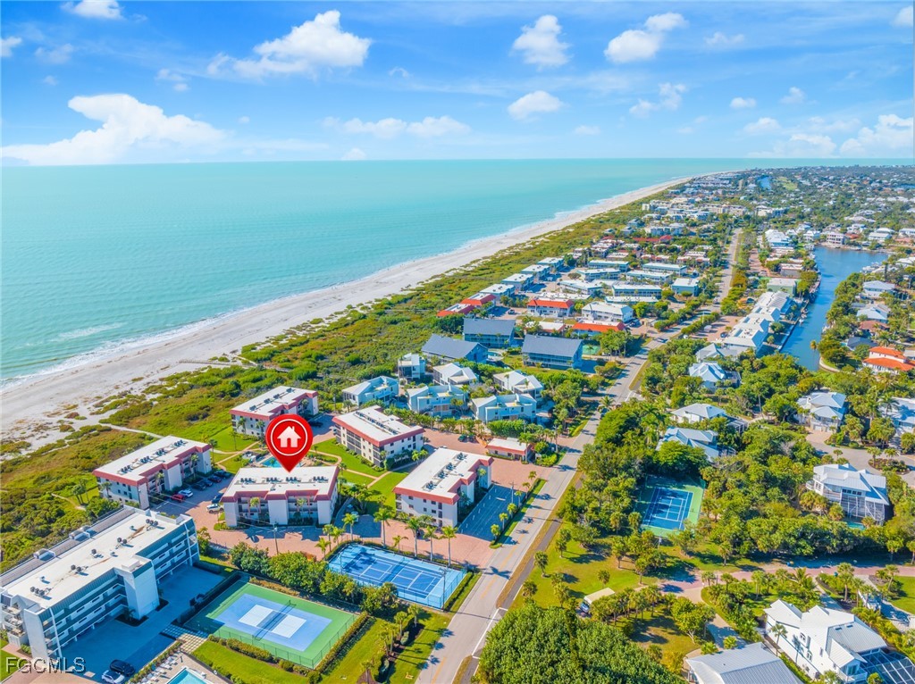 1 Bed Pool Home for Sale in Sanibel, photo 25