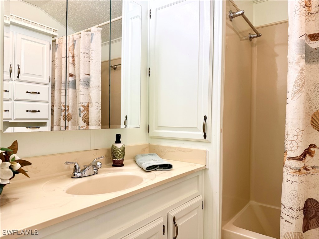 1 Bed ManufacturedHome for Sale in Naples, FL, $125,000 — photo 25