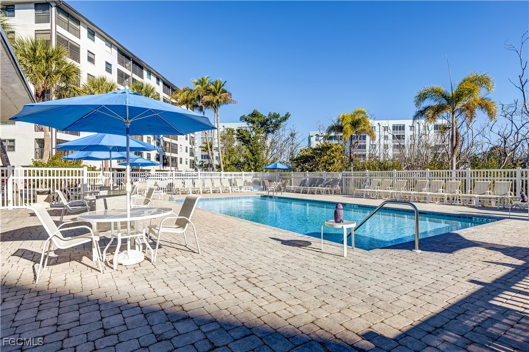 2 Bed Condominium for Sale in Fort Myers Beach, FL, $324,900 — photo 25