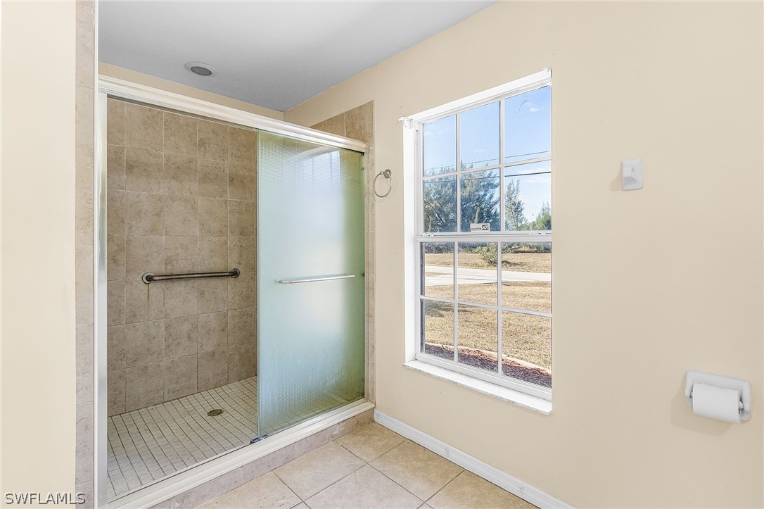 3 Bed SingleFamilyResidence for Sale in Cape Coral, FL — photo 25