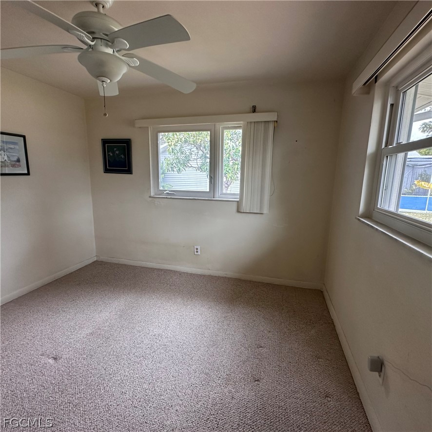 2 Bed SingleFamilyResidence for Sale in Cape Coral, photo 25