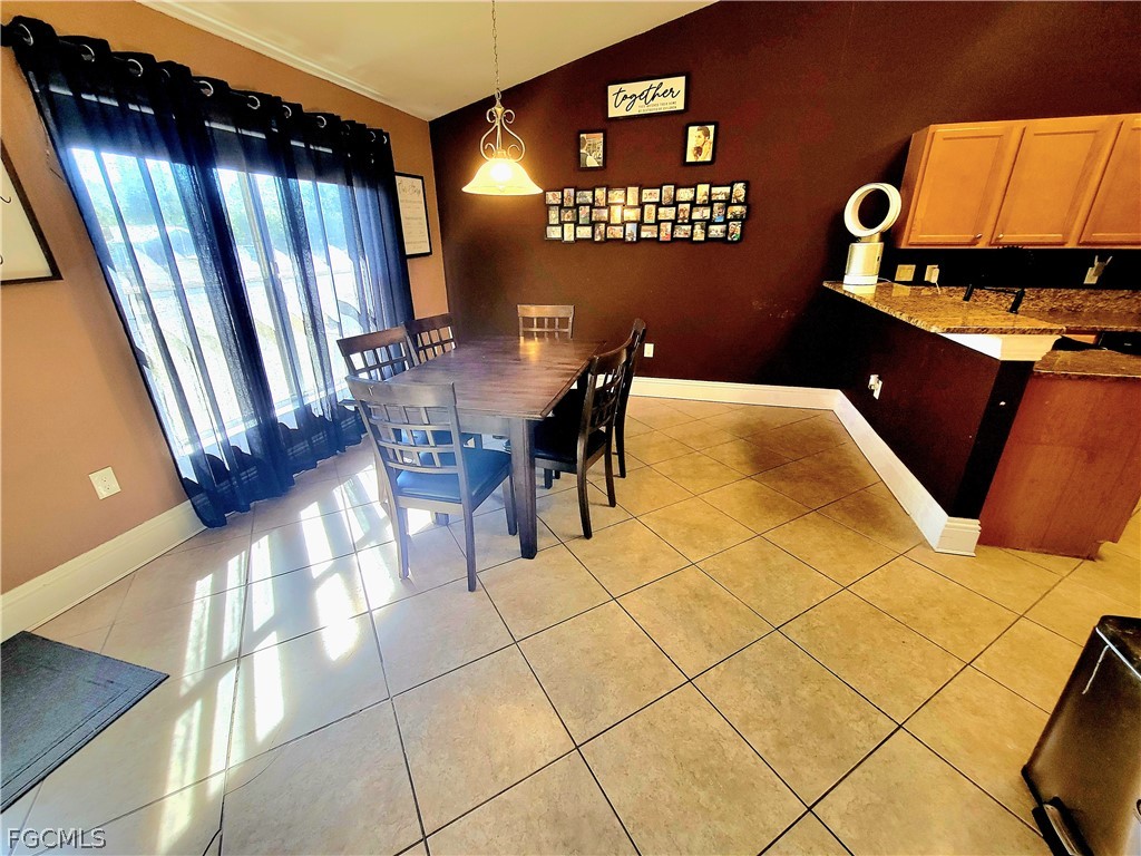 4 Bed SingleFamilyResidence for Sale in Lehigh Acres, photo 25