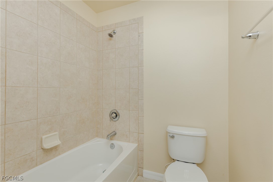 6 Bed Waterfront Home for Sale in Fort Myers, FL, $429,000 — photo 25