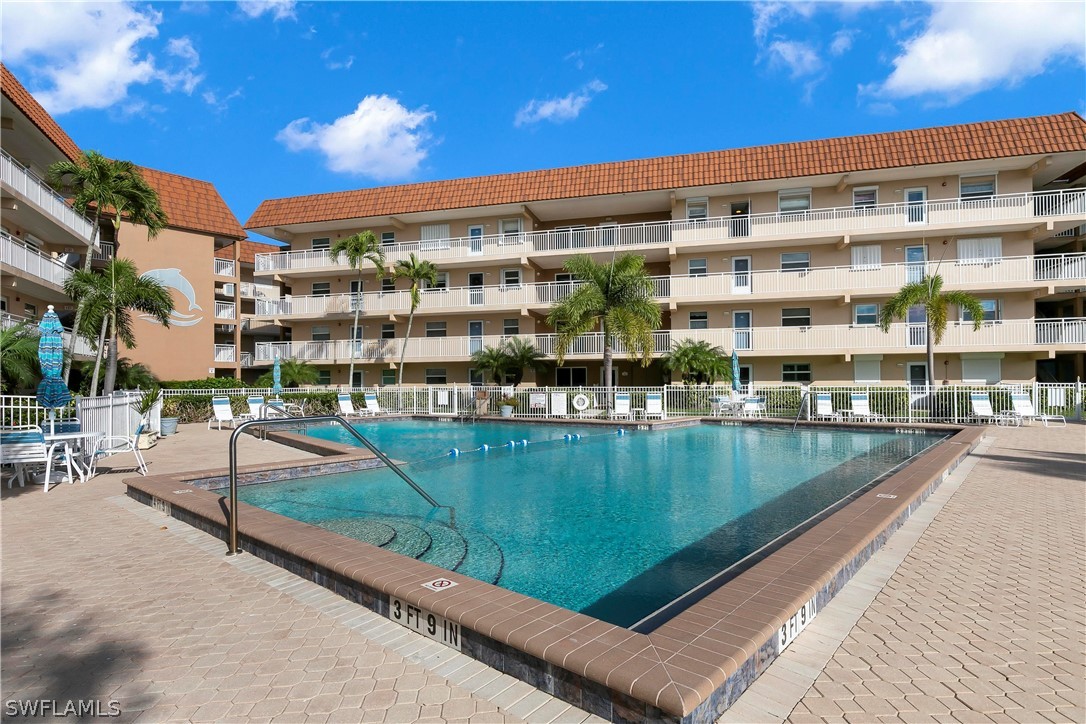 2 Bed Waterfront Home for Sale in Marco Island, photo 25