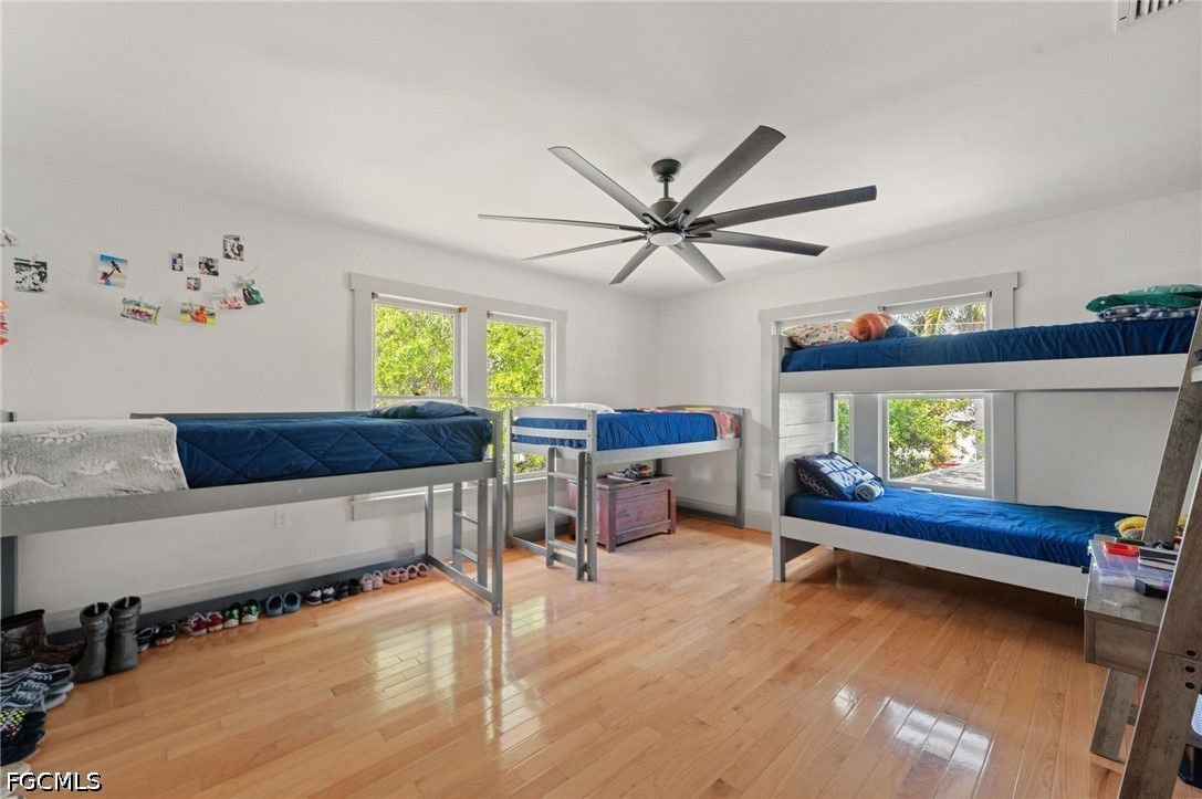 4 Bed SingleFamilyResidence for Sale in Dean Park, photo 25