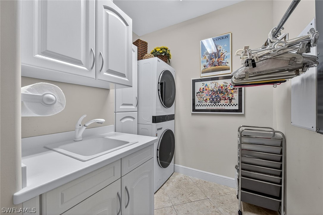 3 Bed Waterfront Home for Sale in Naples, photo 25