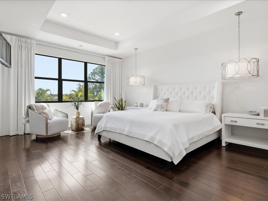 5 Bed SingleFamilyResidence for Sale in Marbella Isles, photo 25