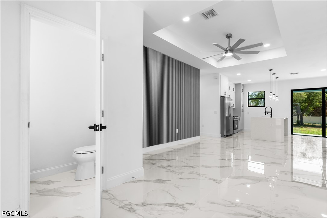 3 Bed SingleFamilyResidence for Sale in Lehigh Acres, photo 25