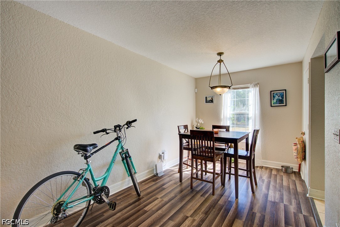 3 Bed SingleFamilyResidence for Sale in Lehigh Acres, photo 25