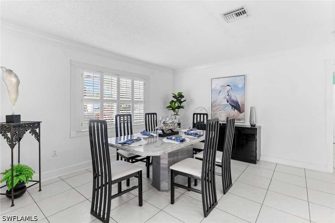 3 Bed SingleFamilyResidence for Sale in Naples, photo 25