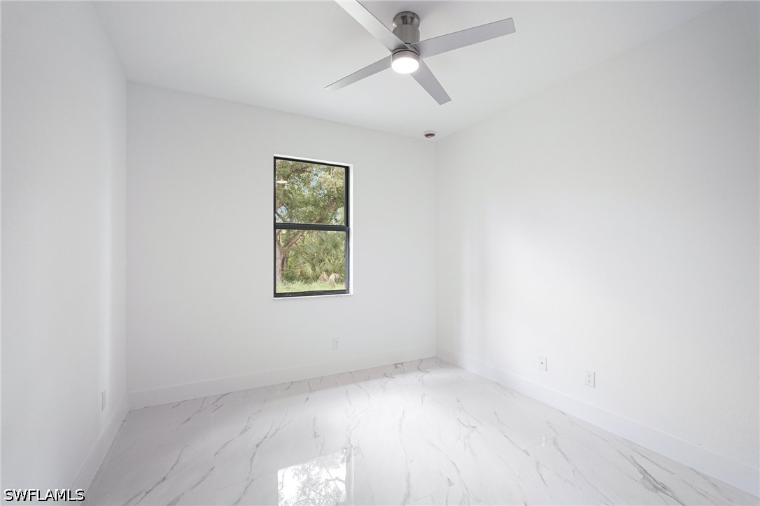 3 Bed SingleFamilyResidence for Sale in Port Charlotte, photo 25