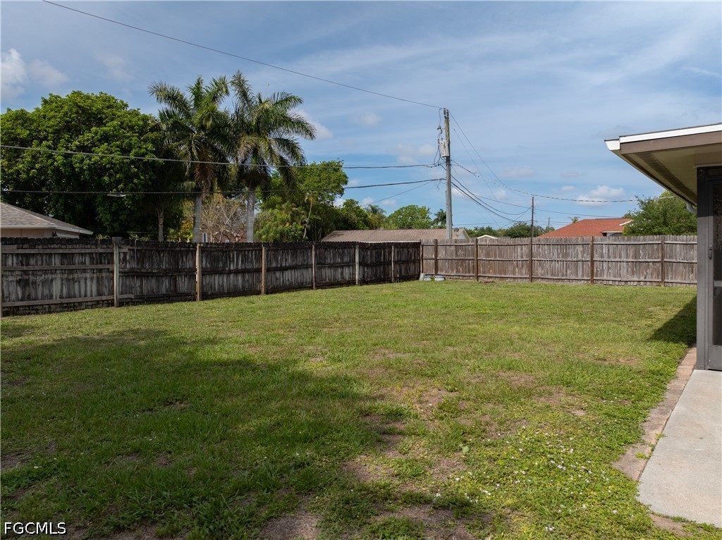 3 Bed SingleFamilyResidence for Sale in Naples, photo 25
