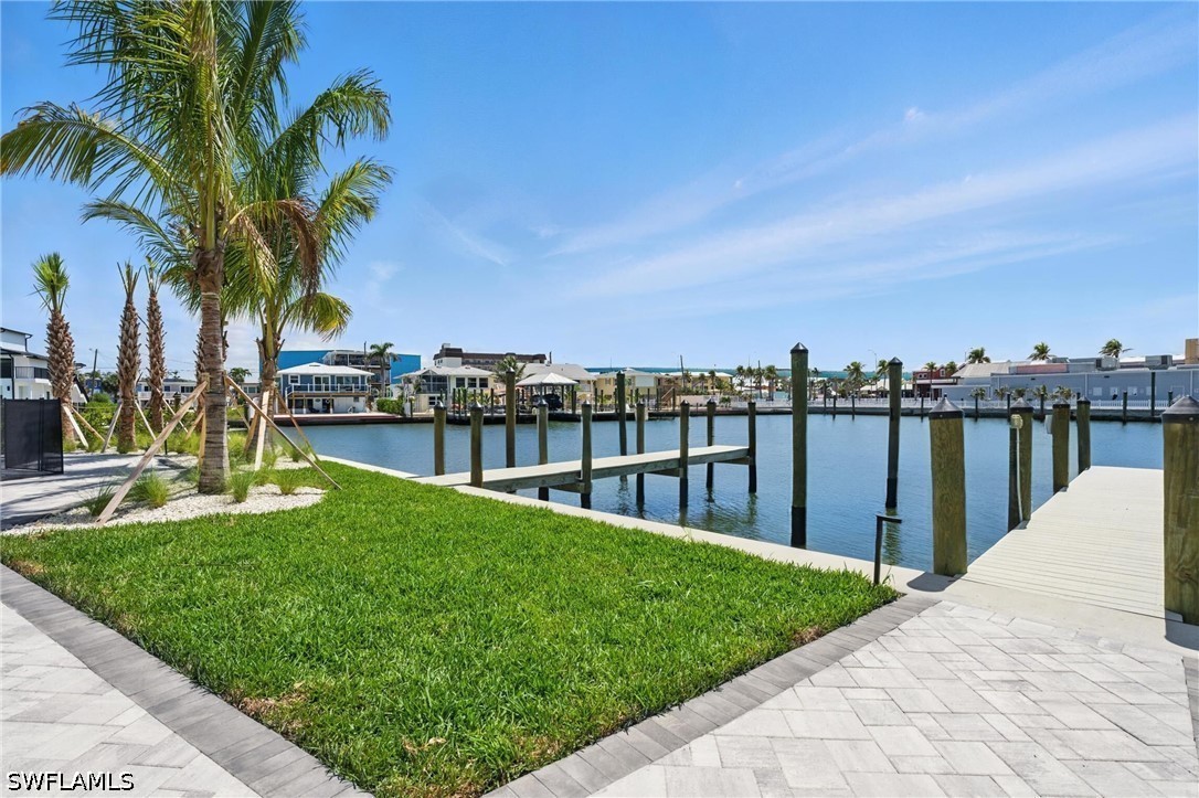 2 Bed Waterfront Home for Sale in Island Shores, photo 25