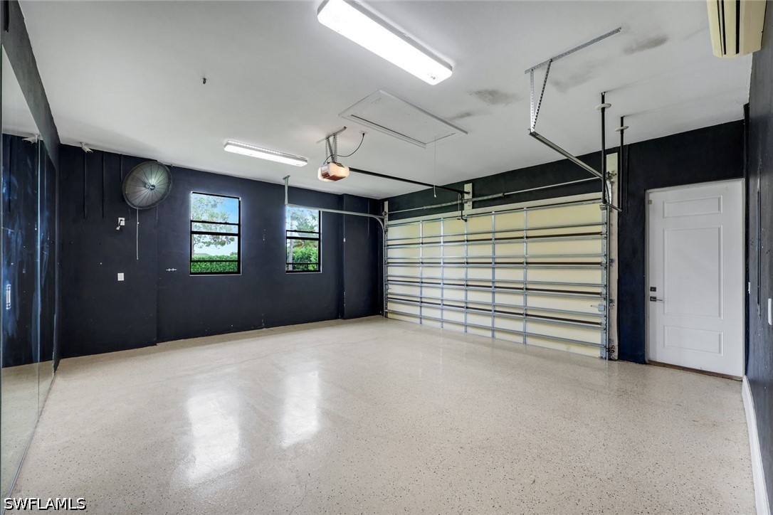 3 Bed SingleFamilyResidence for Sale in Naples, photo 25