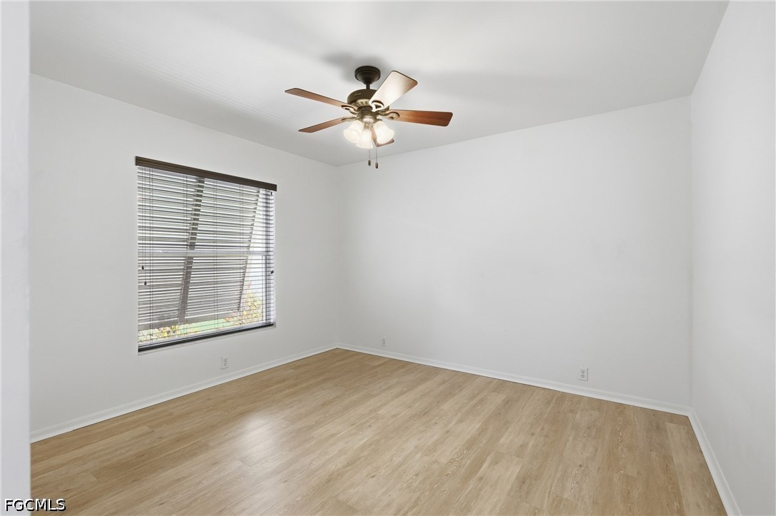 2 Bed Pool Home for Sale in Fort Myers, photo 25