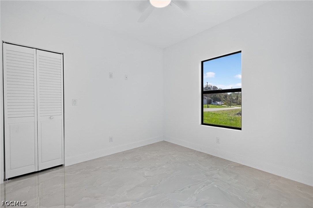 4 Bed SingleFamilyResidence for Sale in Lehigh Acres, photo 25