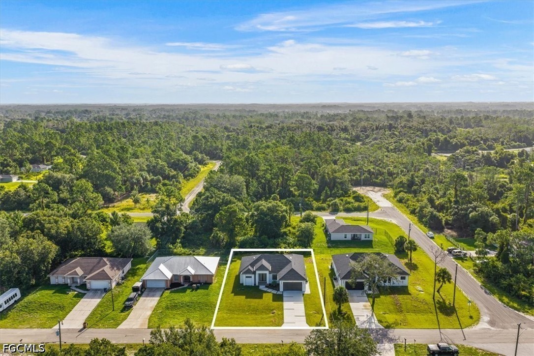 3 Bed SingleFamilyResidence for Sale in Lehigh Acres, photo 25