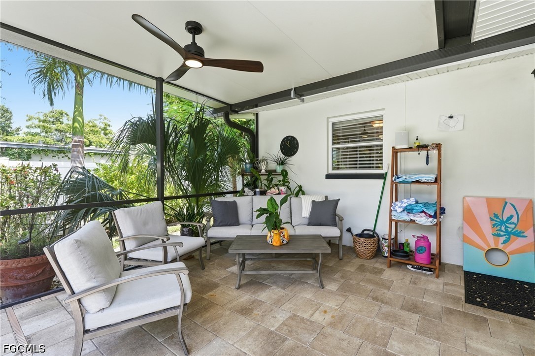 3 Bed Pool Home for Sale in Palmlee Park, photo 25